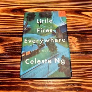 Little Fires Everywhere by Celeste Ng (2017, Hardcover)